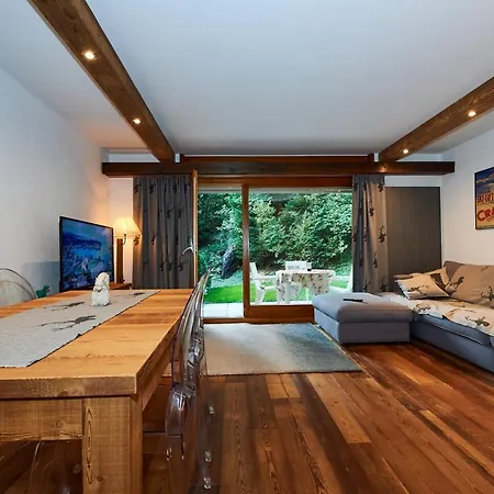 Apartmán Tsaumiau, 2 Bedrooms, Ski Lift 170m!