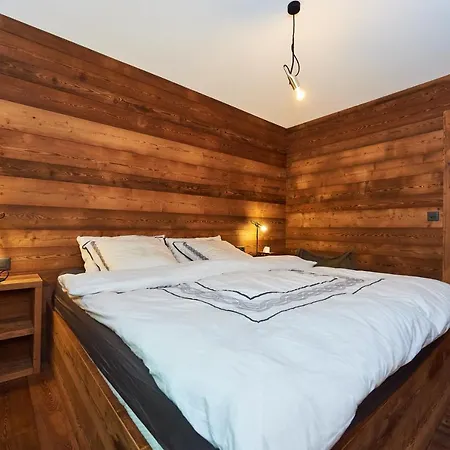 Tsaumiau, 2 Bedrooms, Ski Lift 170m! Apartmán *