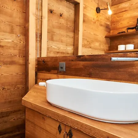 Apartmán Tsaumiau, 2 Bedrooms, Ski Lift 170m! Crans-Montana
